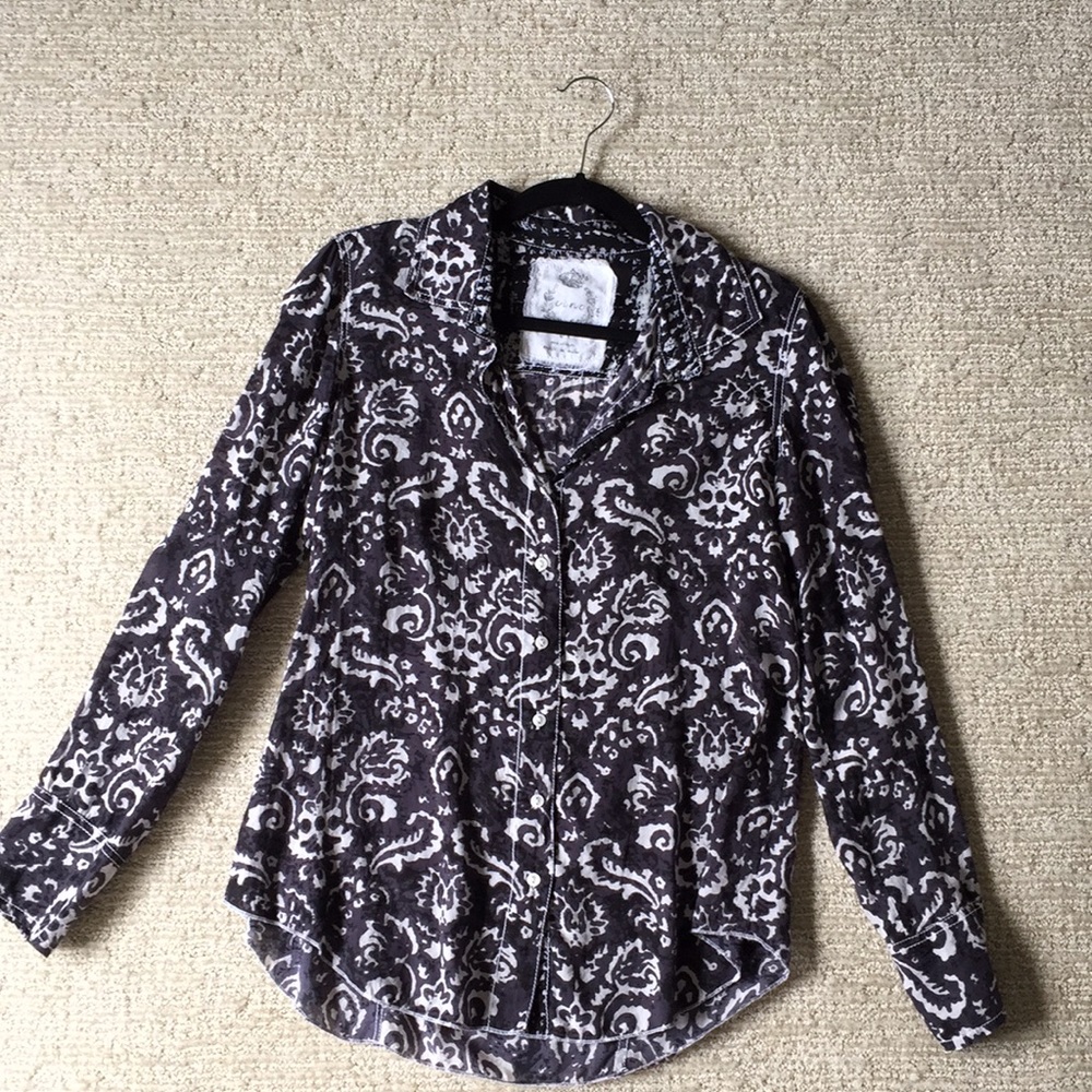 Cino Women’s Navy and White Print Shirt